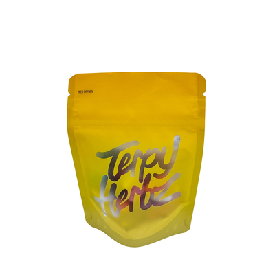 comprare Giallo opaco Gradiente di un lato Folio di un lato trasparente Sacchetti in posizione eretta 3,5 G Weedwith Chiusura a prova di bambini online manufacture