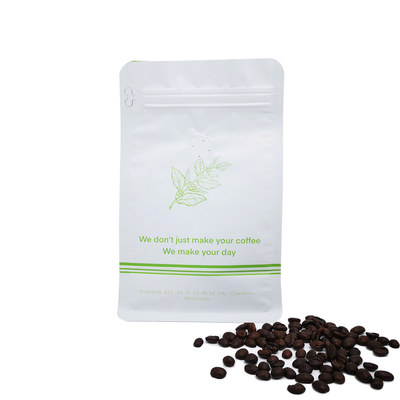 Stampato su misura 340 grammi 12 oz bianco opaco fondo piatto sacchetto da caffè con valvola frontale strappare off ziplock